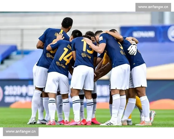 从阵容更迭看现代足球战术演化与球队竞争格局变迁趋势深度分析